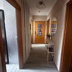 Апартаменты 3-zimmer Ferienunterkunft Inkl Parkplatz Und Balkon, Mit Naehe Zum Рюдерсдорф