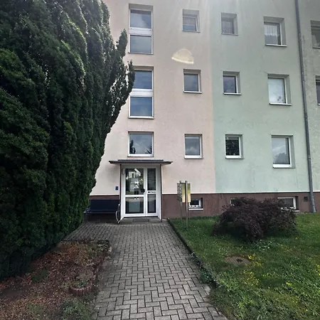 Διαμέρισμα 3-zimmer Ferienunterkunft Inkl Parkplatz Und Balkon, Mit Naehe Zum